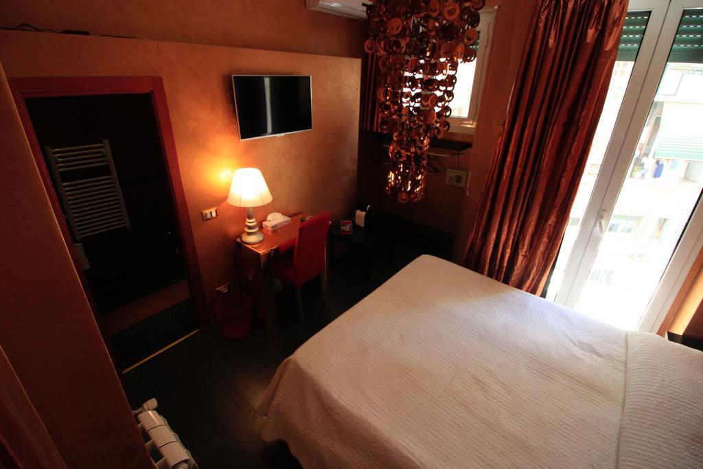 Luxury Nomentano Hotell Rom Exteriör bild